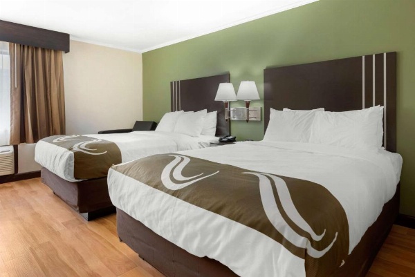 Quality Inn image 18