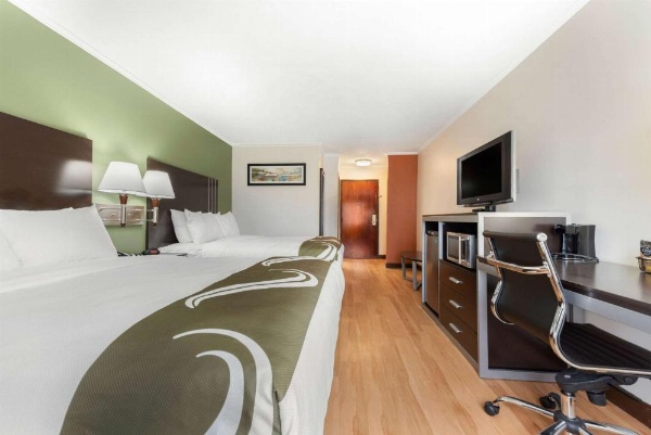 Quality Inn image 22